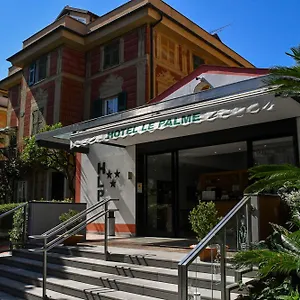 Le Palme 3*, Varraze Italien